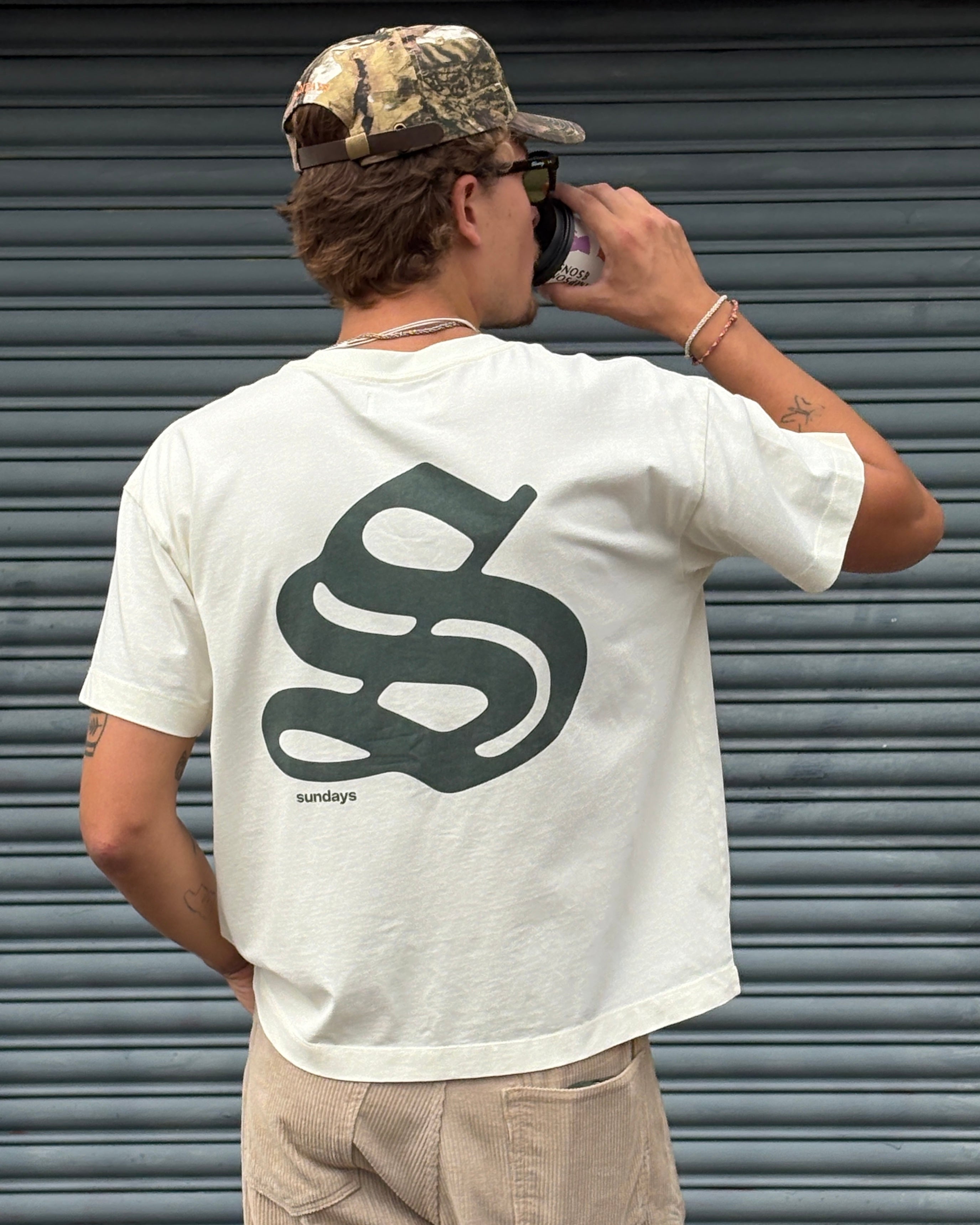 S Tee - White – sundays.xyz